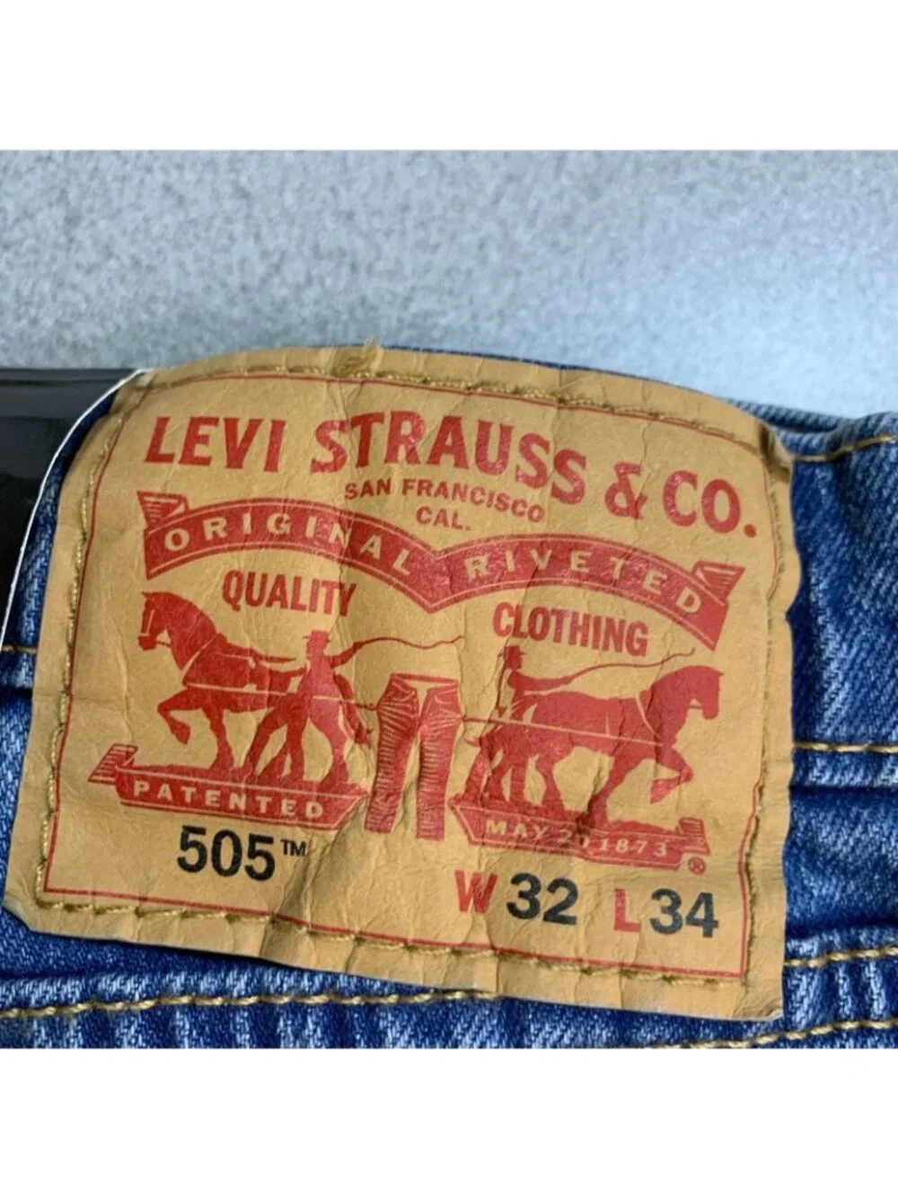 NWT Levi's 505 Regular Men's Jeans 32x34 Stretch Straight Leg